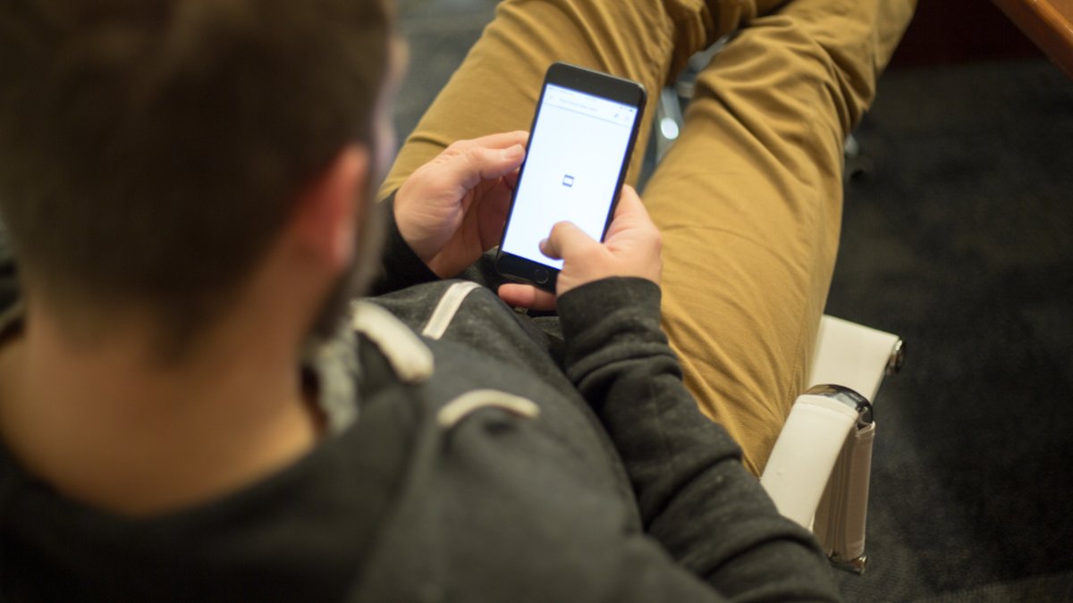 Using a smartphone with maps while traveling in Japan