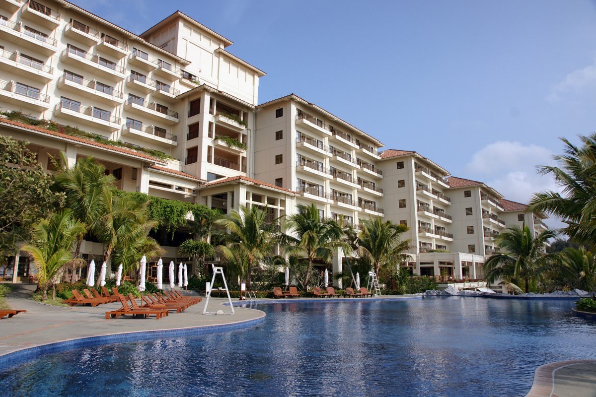 The Busena Terrace main building and outdoor pool