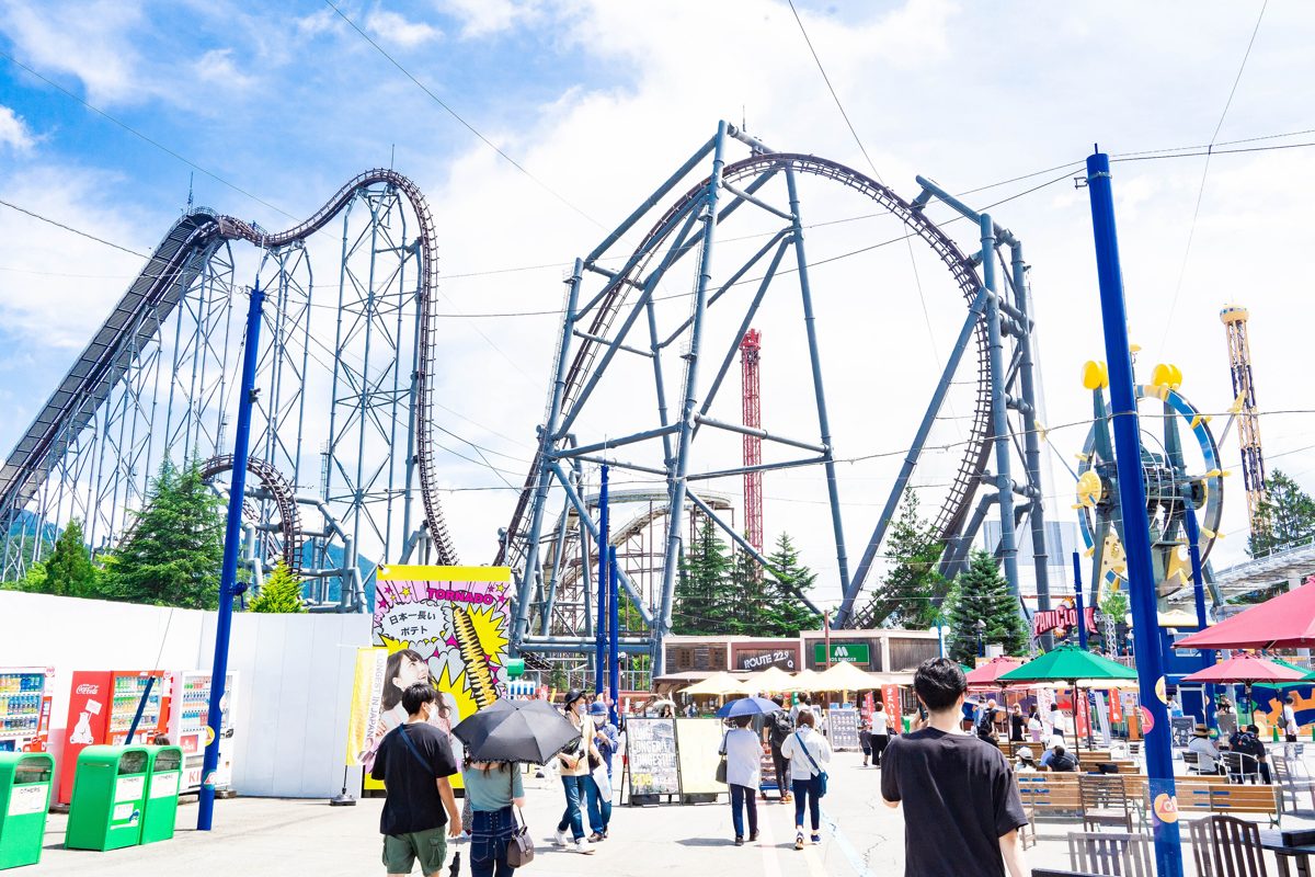 Eejanaika roller coaster at Fuji-Q Highland