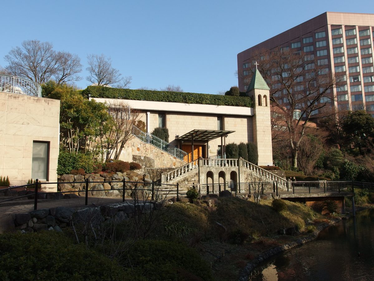 The garden and chapel at Hotel Chinzanso Tokyo