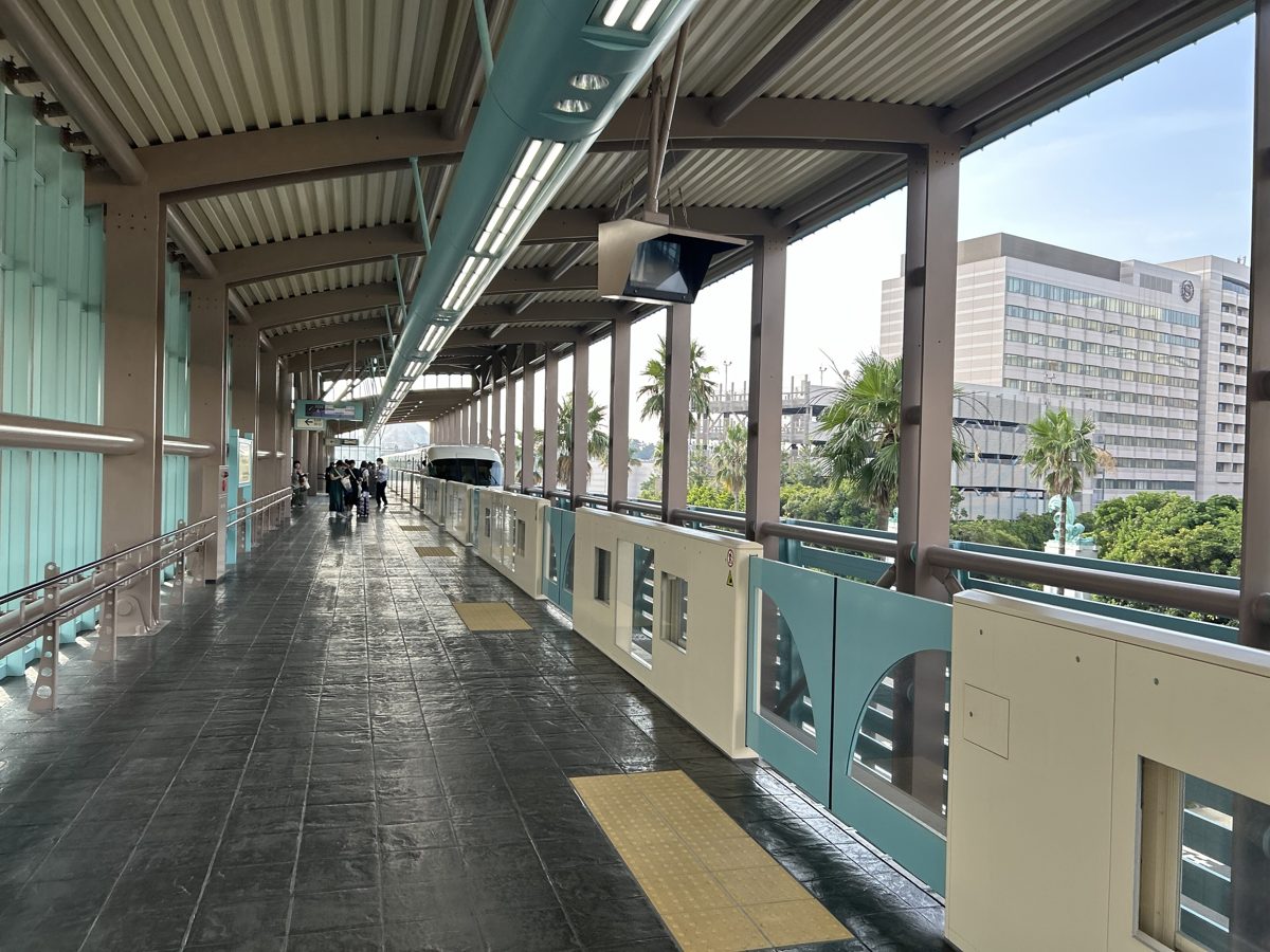 Platform at Bayside Station with the official hotels behind