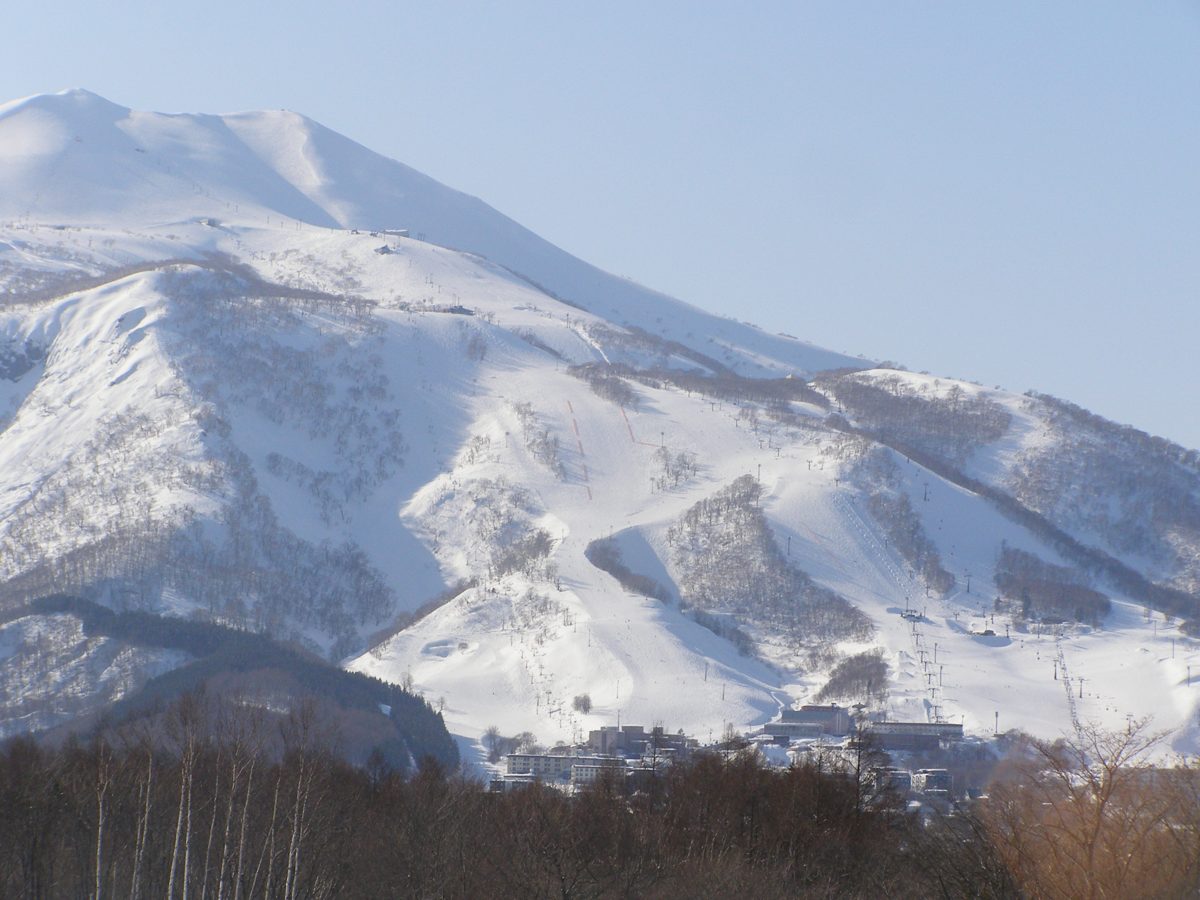Grand Hirafu ski resort in winter